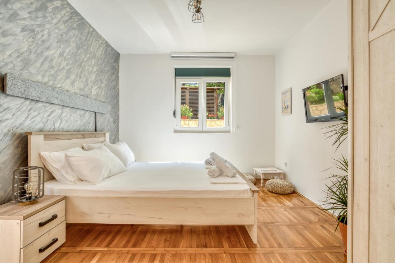 Boka Bay Paradise Apartments - Oasis Of Piece Kotor Luaran gambar