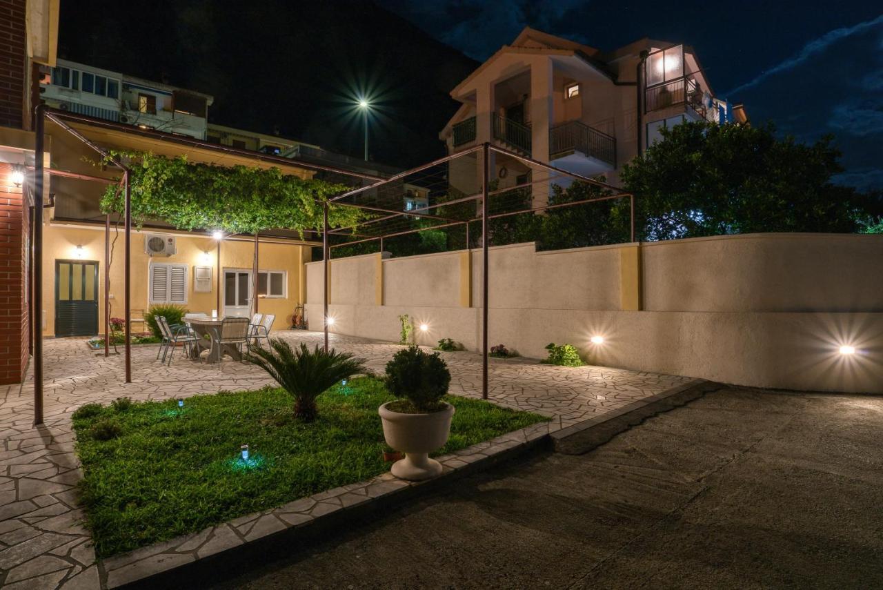 Boka Bay Paradise Apartments - Oasis Of Piece Kotor Luaran gambar