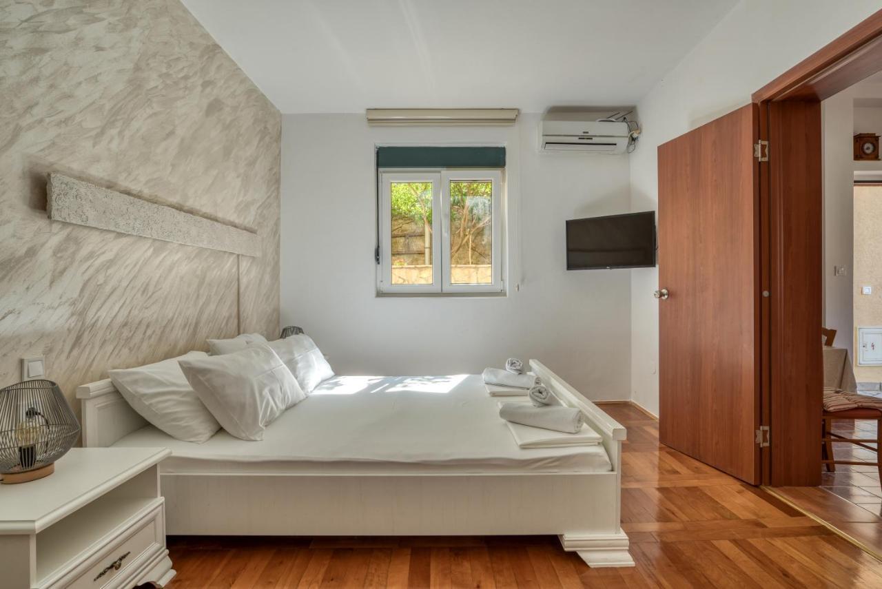 Boka Bay Paradise Apartments - Oasis Of Piece Kotor Luaran gambar